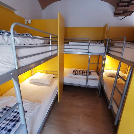 H2o بيت شباب *